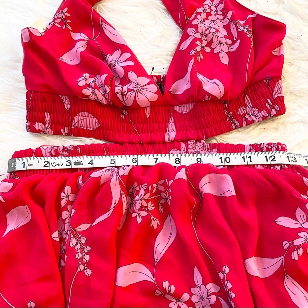 EXPRESS Floral Print Maxi Dress - Picture 4 of 6